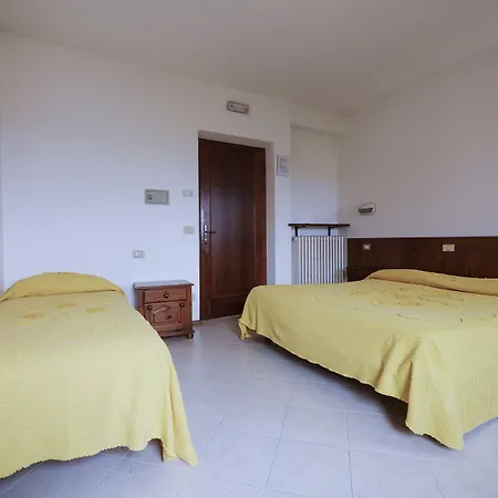 Hotel De March Farra d'Alpago