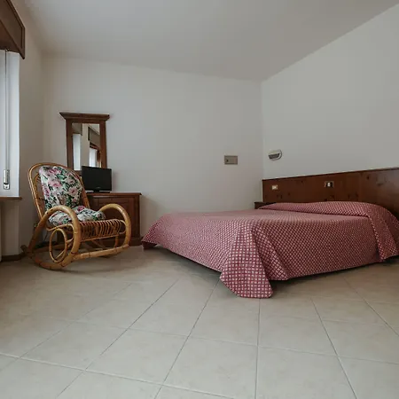 Hotel De March Farra d'Alpago