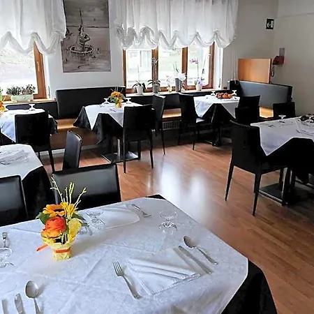 De March Hotell